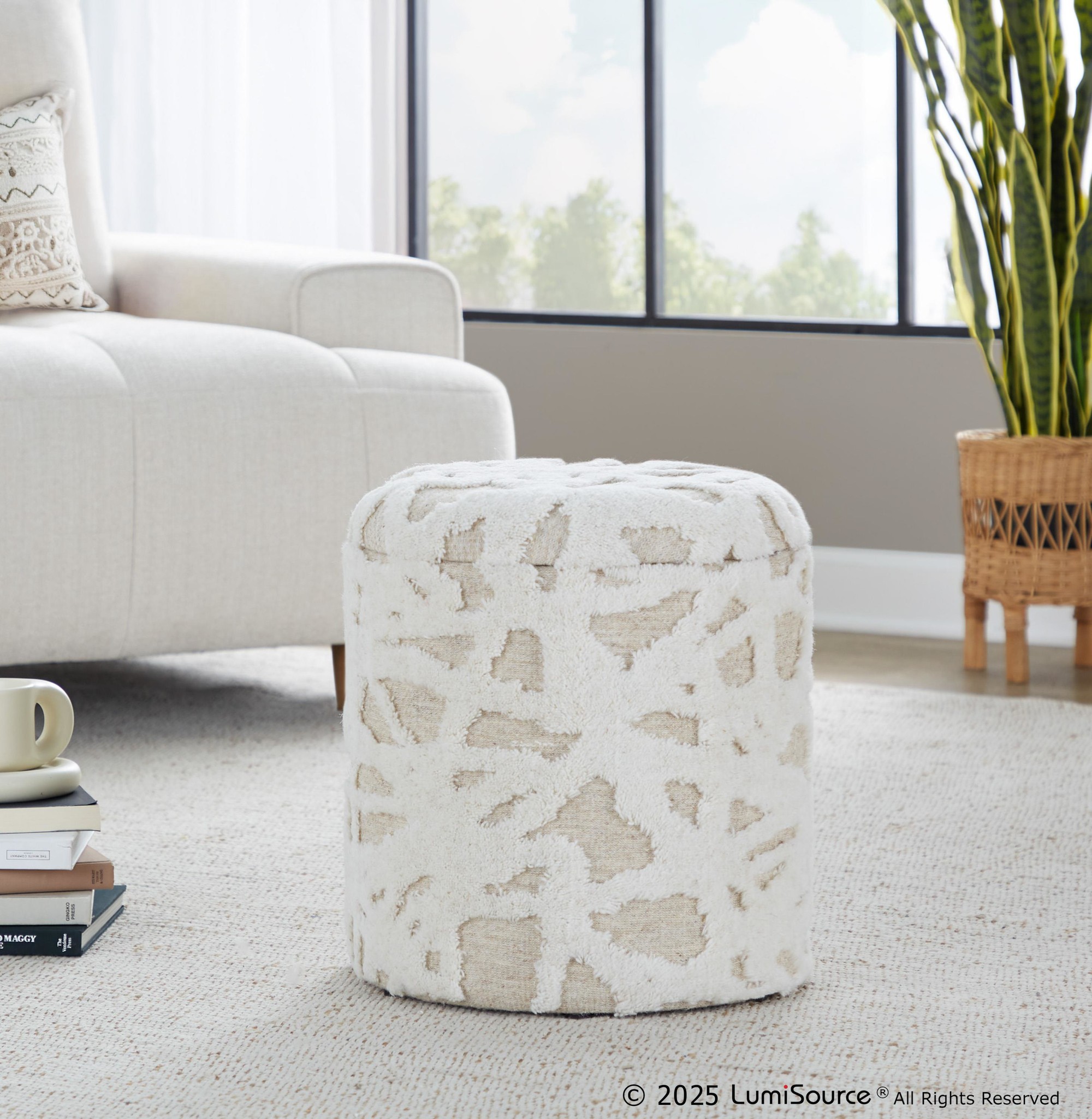 Tahoe 18" Shag Ottoman